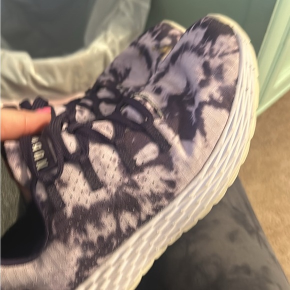 Nobull - Picture 4 of 4